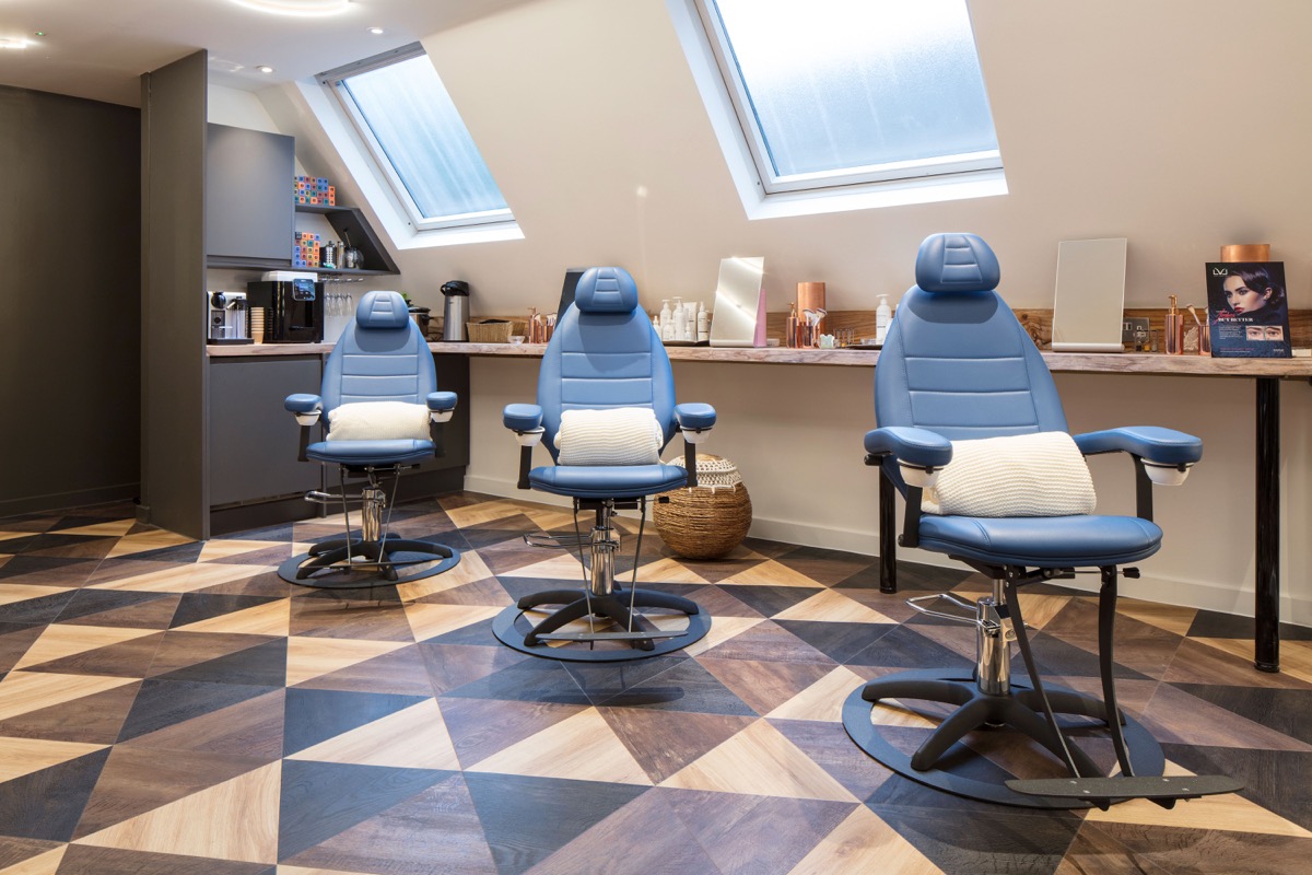 YOUNG_LDN_teen spa2jpg.jpg