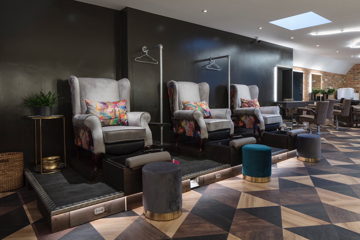 Young LDN Salon Notting Hil4.jpg