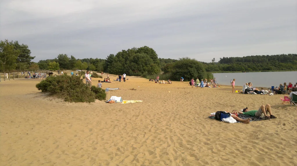 Frensham Beach, Surrey.jpg