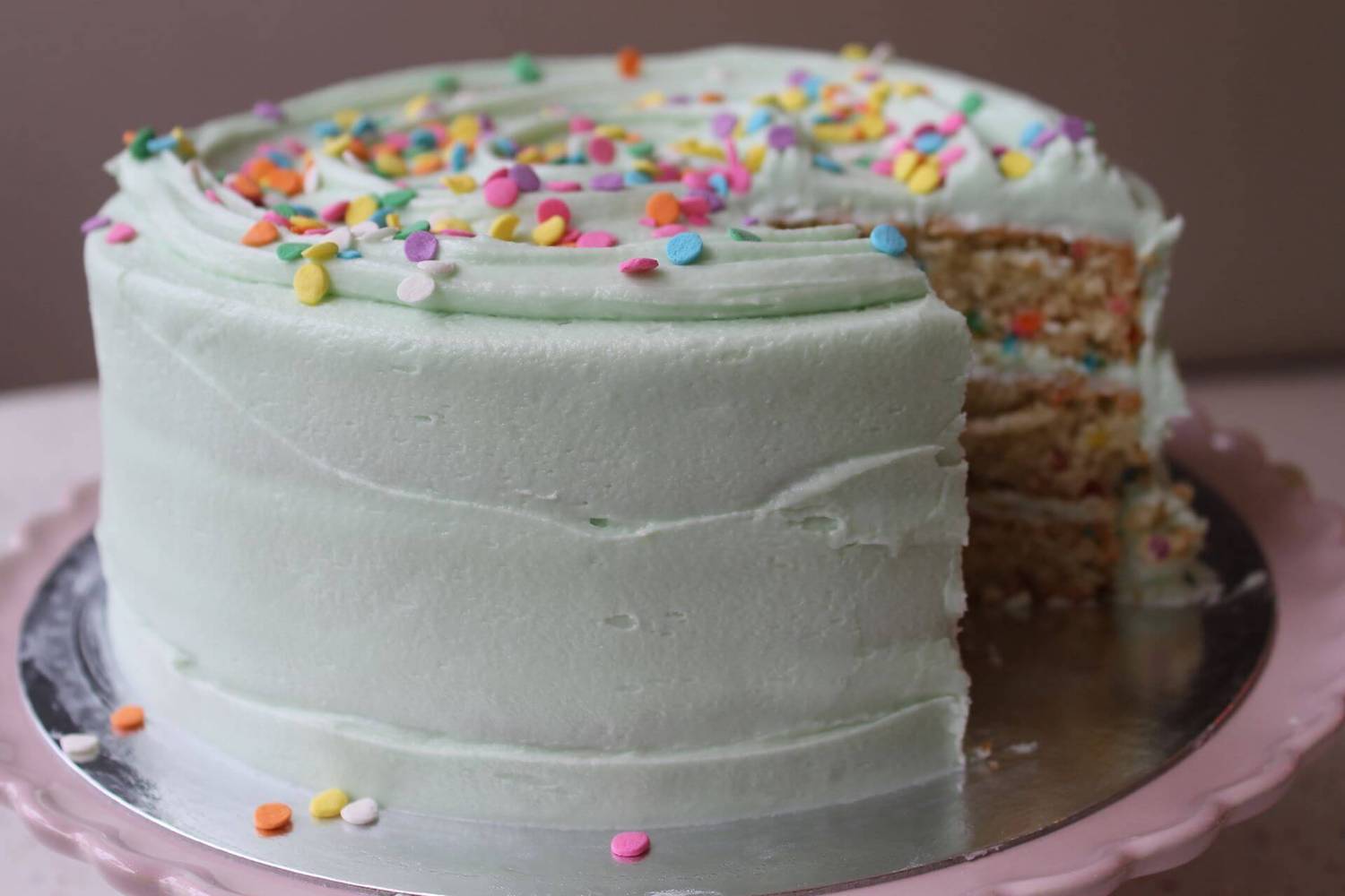 primrose-bakery-london_confetti-layer-cake.jpeg