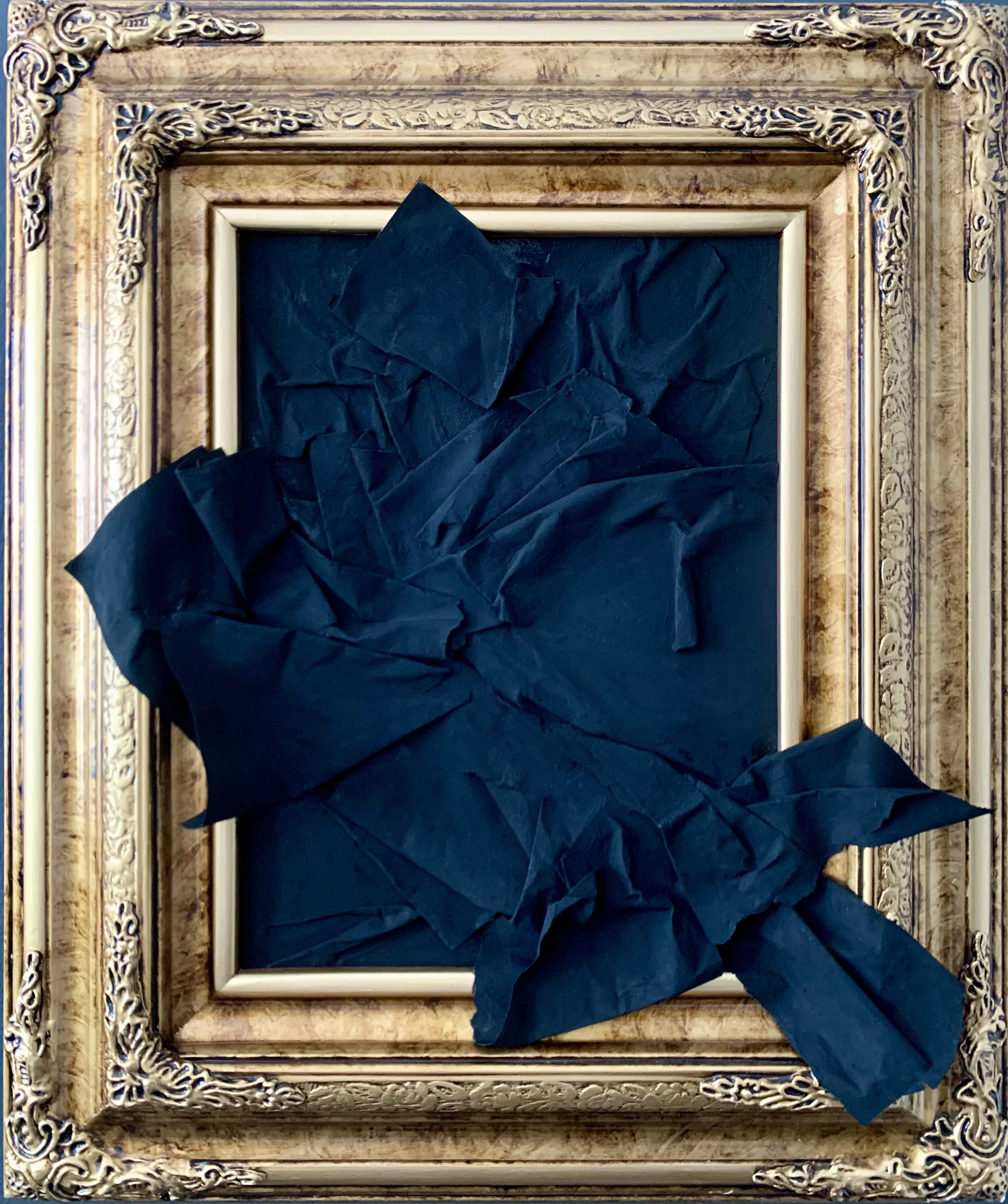 Bolls_velvet curtain.jpg