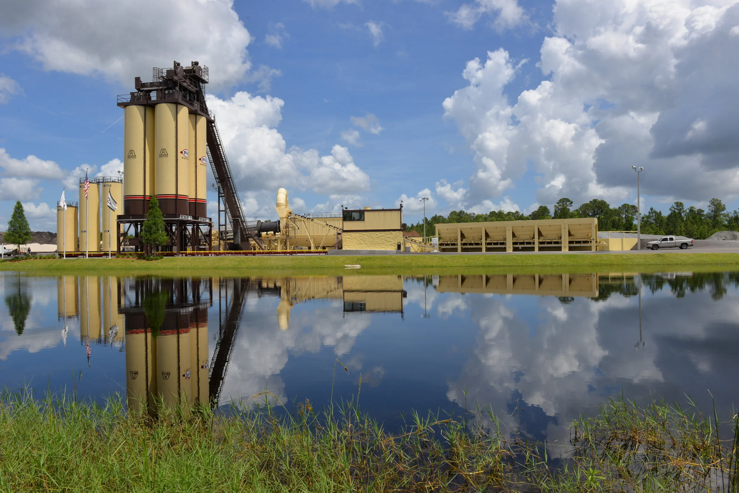   Komplette anlegg - oppgraderinger - ettermarked til Betong- og Asfaltindustrien   Ring oss:&nbsp;  64 97 40 40  eller send  e-post  