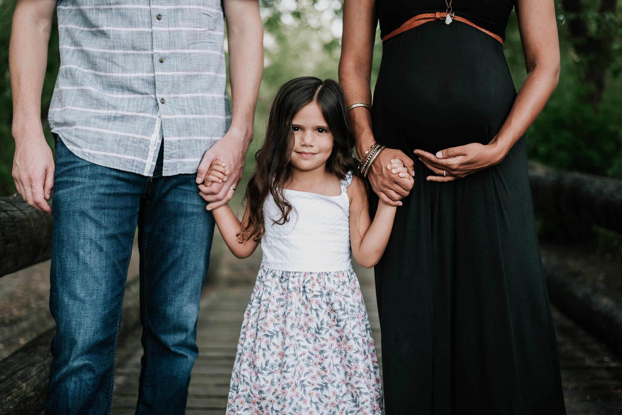 maternity photo with daughter