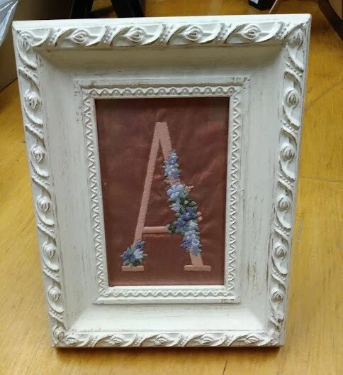 A floral ornate frame£9.50.jpg