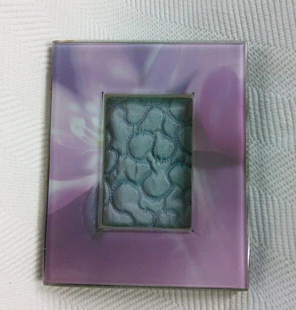 Glass frame lilac vermicelli quilting14x11cm £5.00.jpg
