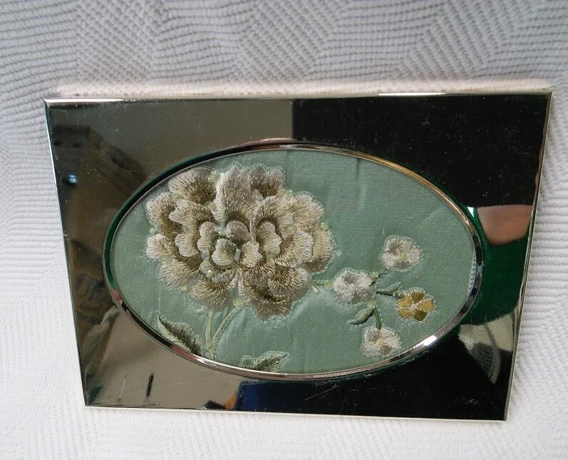 Sliver framed beaded embroidered flower13x18cm £15.jpg