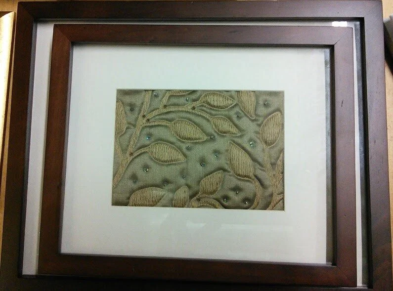 Dark frame leaves outline and beaded24 29cm £20.jpg