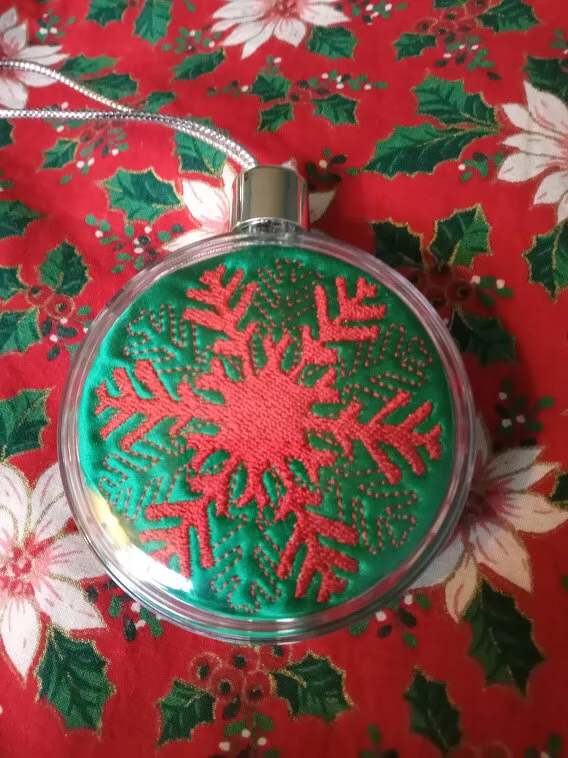 Green red snowflake.jpg
