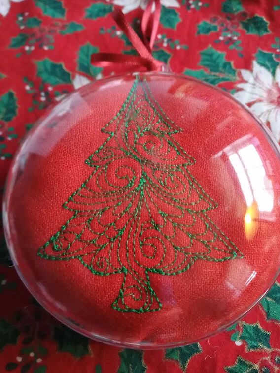 Red green embroidered tree.jpg