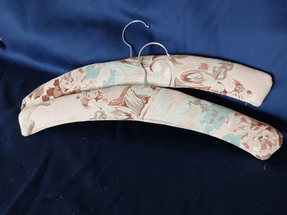 linen aqua biege padded hangers.jpg (Copy)