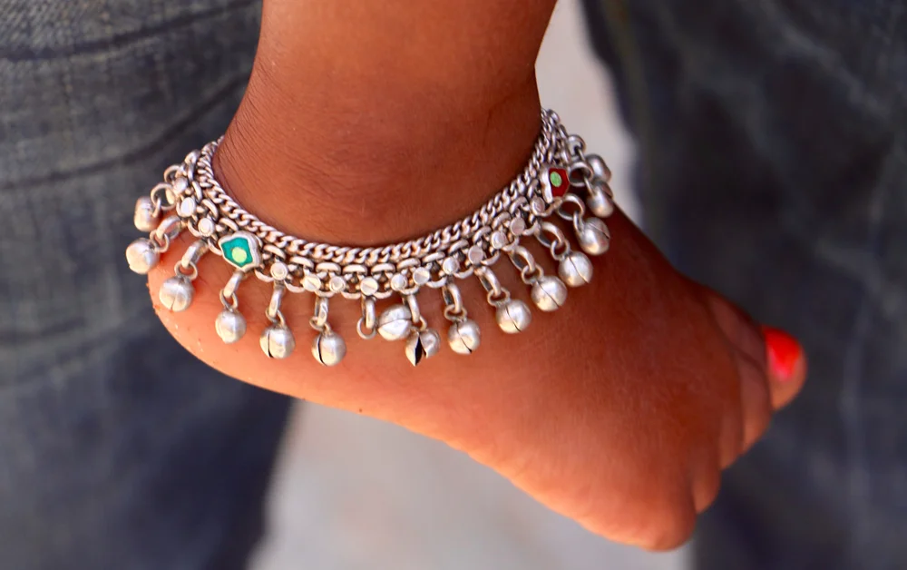Ankle jewellery
