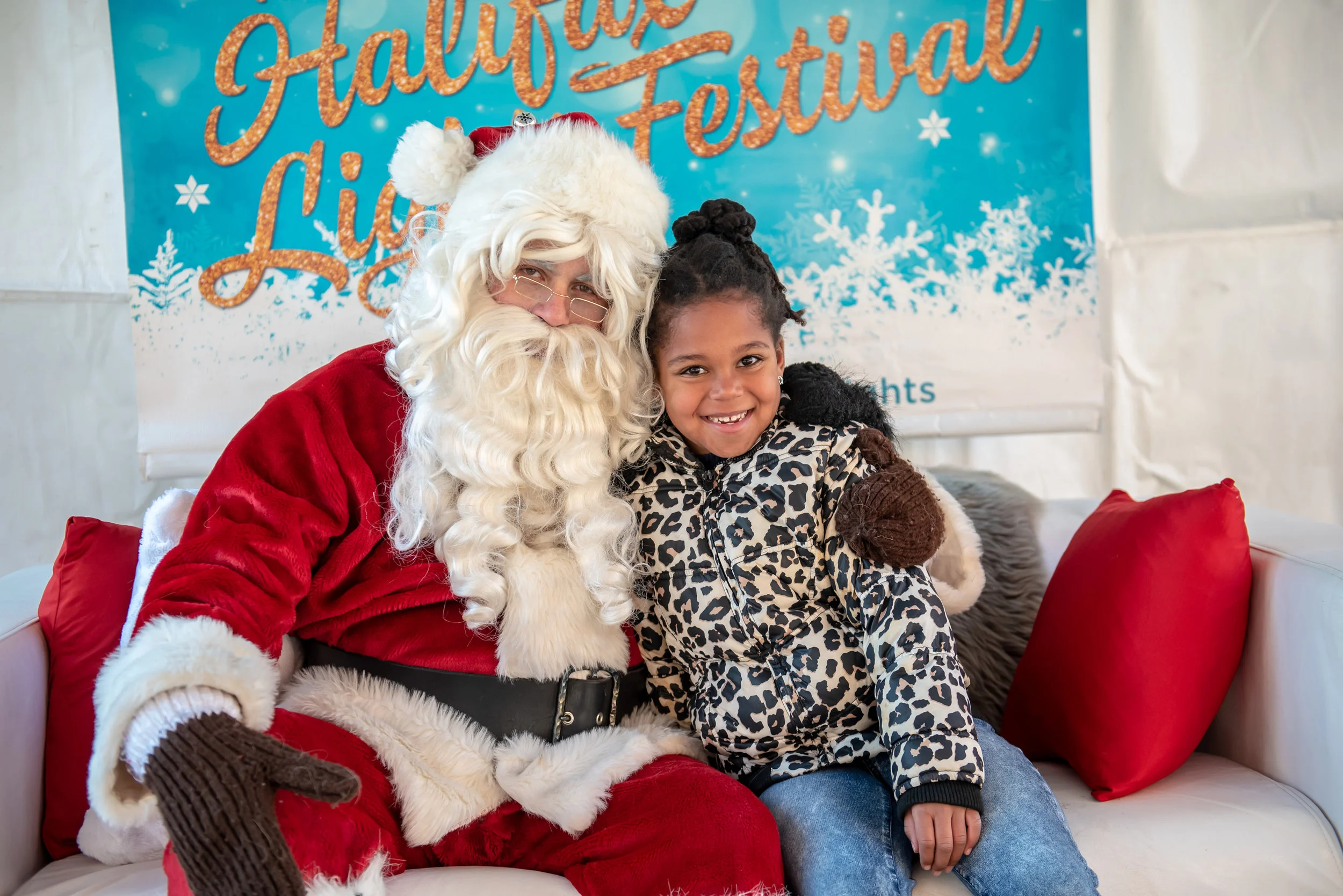 DowntownHalifax - Santa Pet Photos 2018-3.jpg