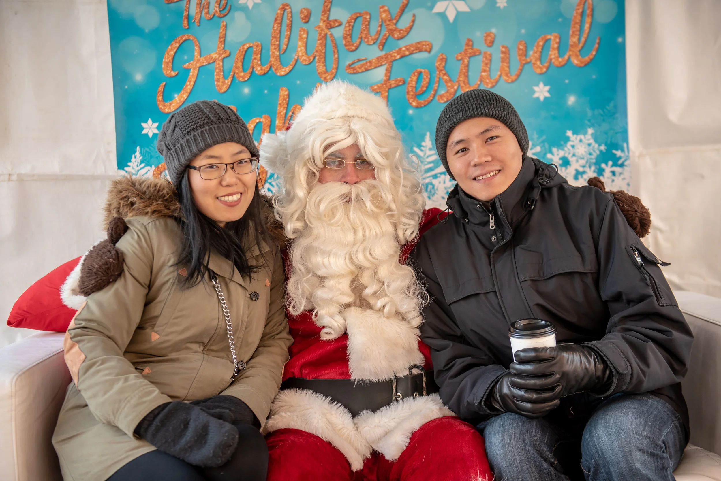 DowntownHalifax - Santa Pet Photos 2018-31.jpg