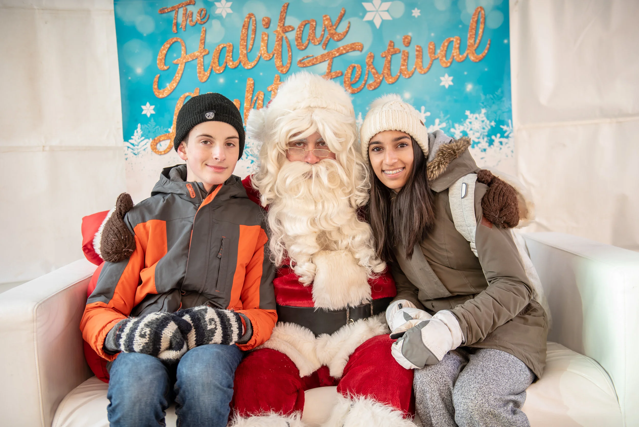 DowntownHalifax - Santa Pet Photos 2018-41.jpg