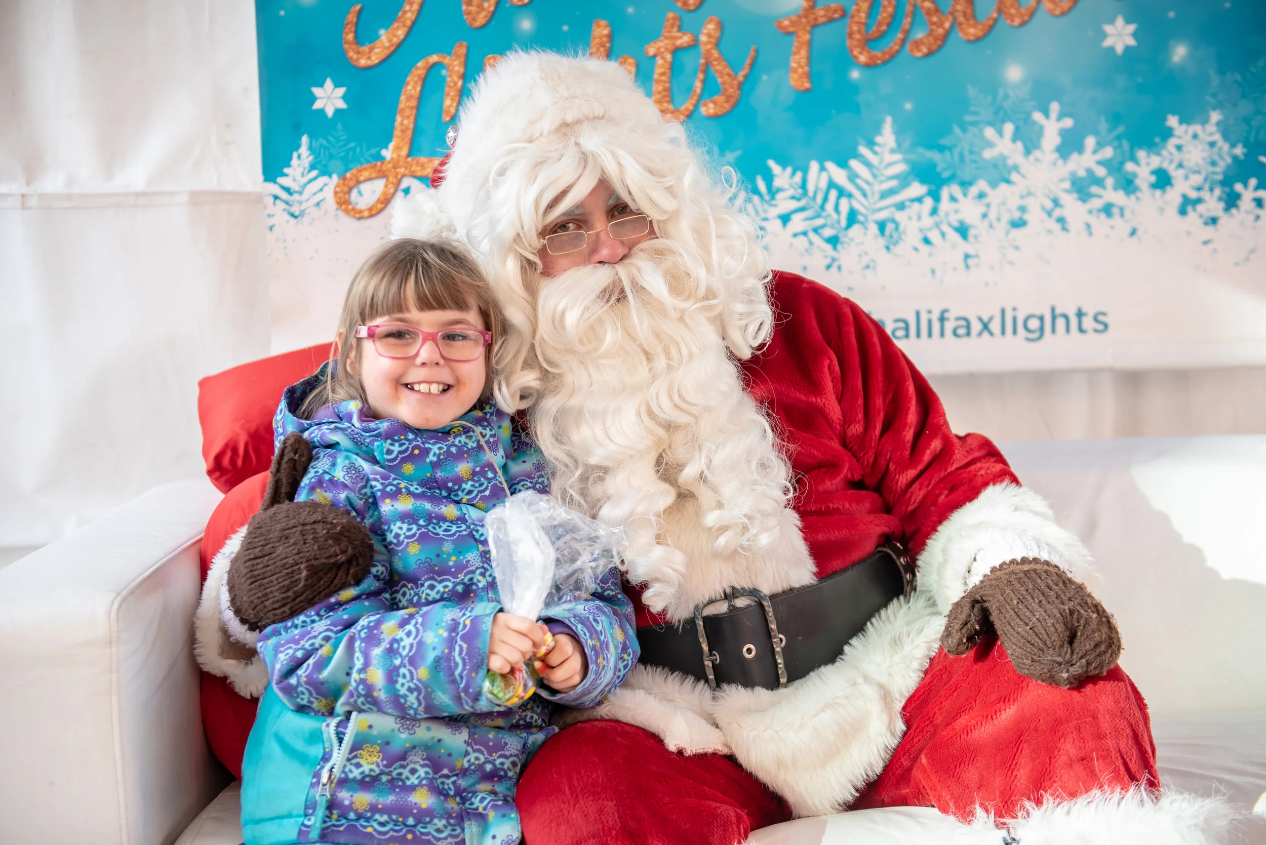 DowntownHalifax - Santa Pet Photos 2018-46.jpg