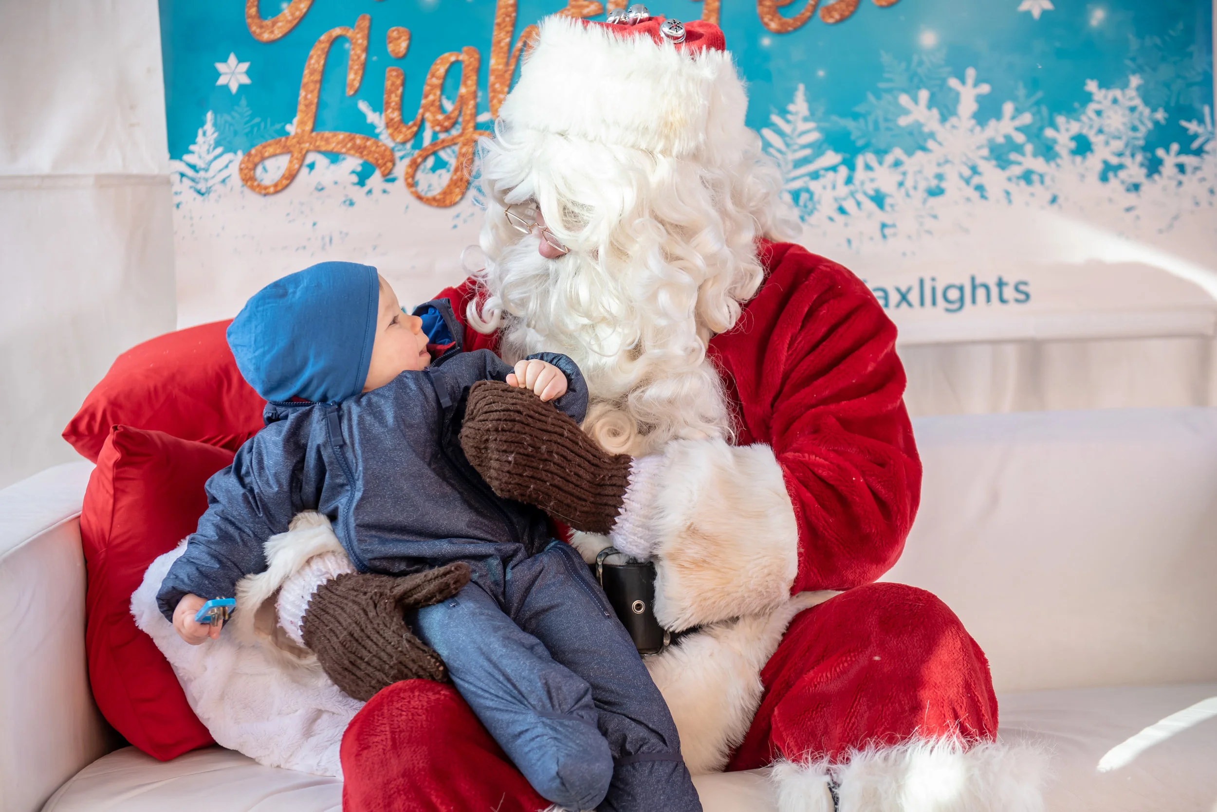 DowntownHalifax - Santa Pet Photos 2018-48.jpg