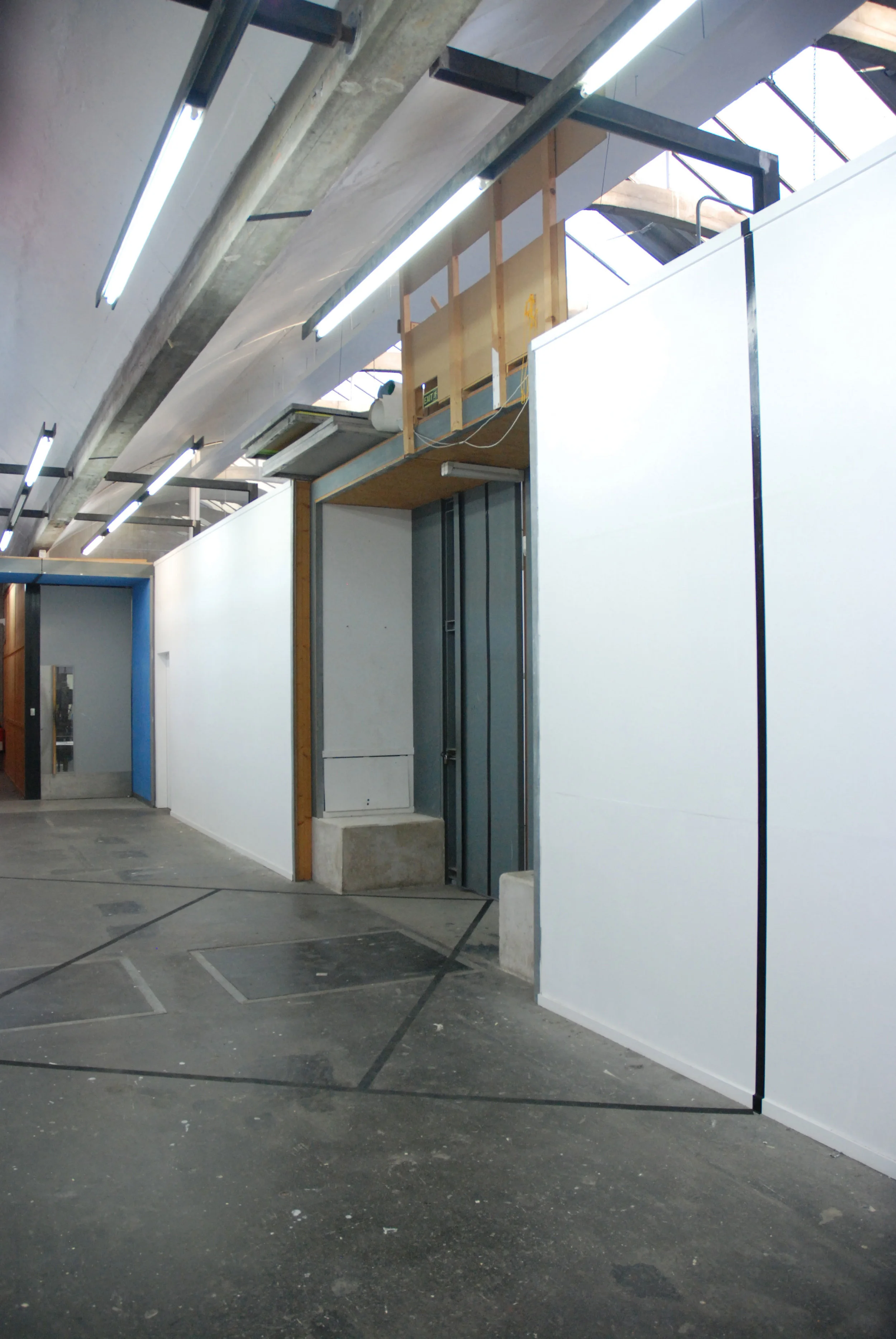 spike-island-art-william-rounce-installation.jpg