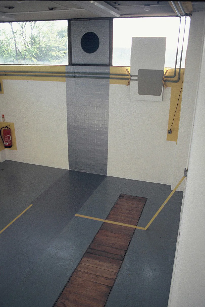 site-specific-installation-spike-island-architectural-alternative-space-minimalism-illusion.jpg