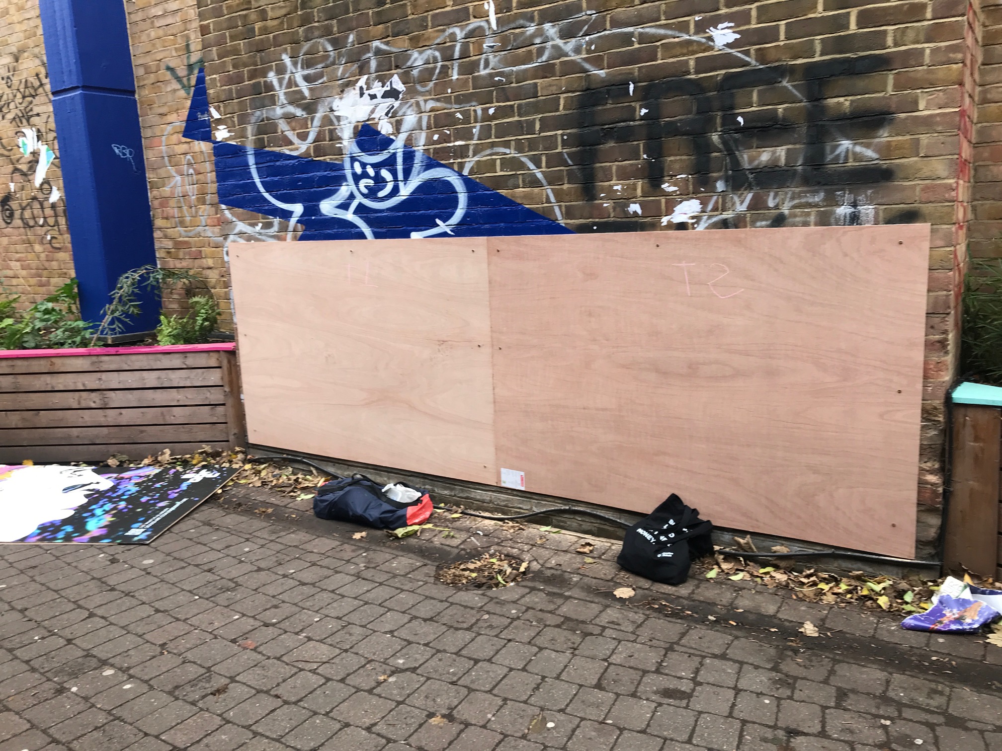 Three SoulD Art pieces, spanning over 12-foot square was revealed to replace the smaller jigsaw pieces dotted around Peckham, from the Bigger Picture art trail.