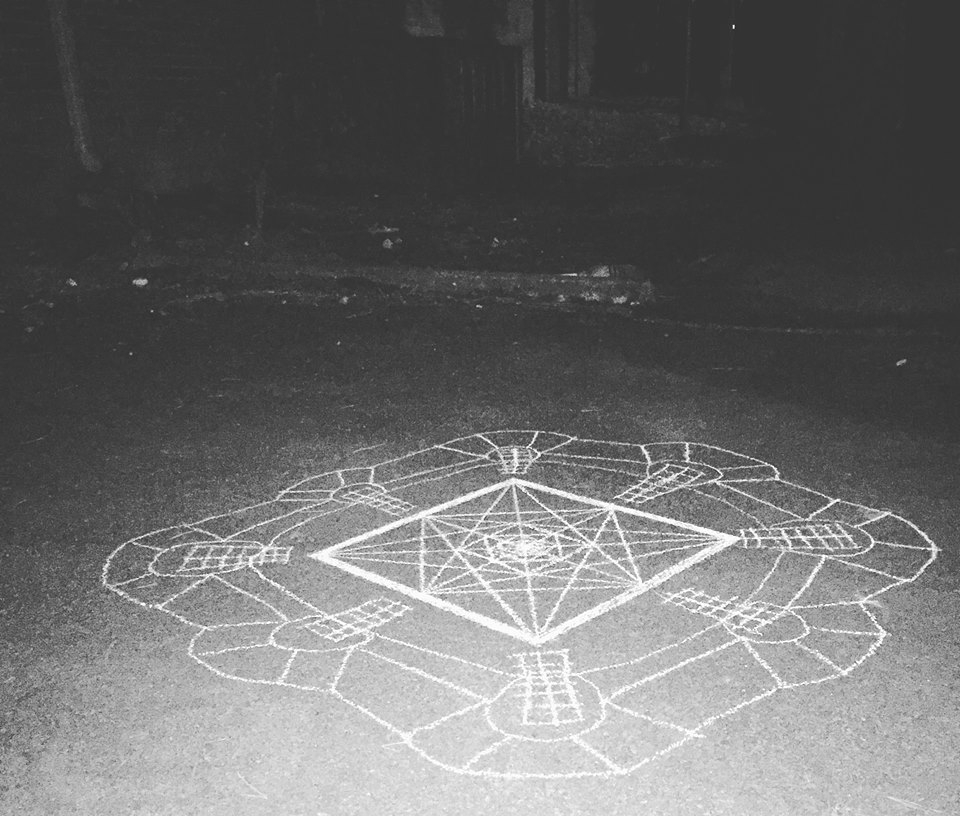 VIEWER ART BY KYLE WEEMS -/-/-/-/-/-