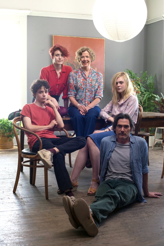Lucas Jade Zumann, Greta Gerwig, Annette Benning, Elle Fanning, and Billy Crudup in 20th Century Women © 2016 A24
