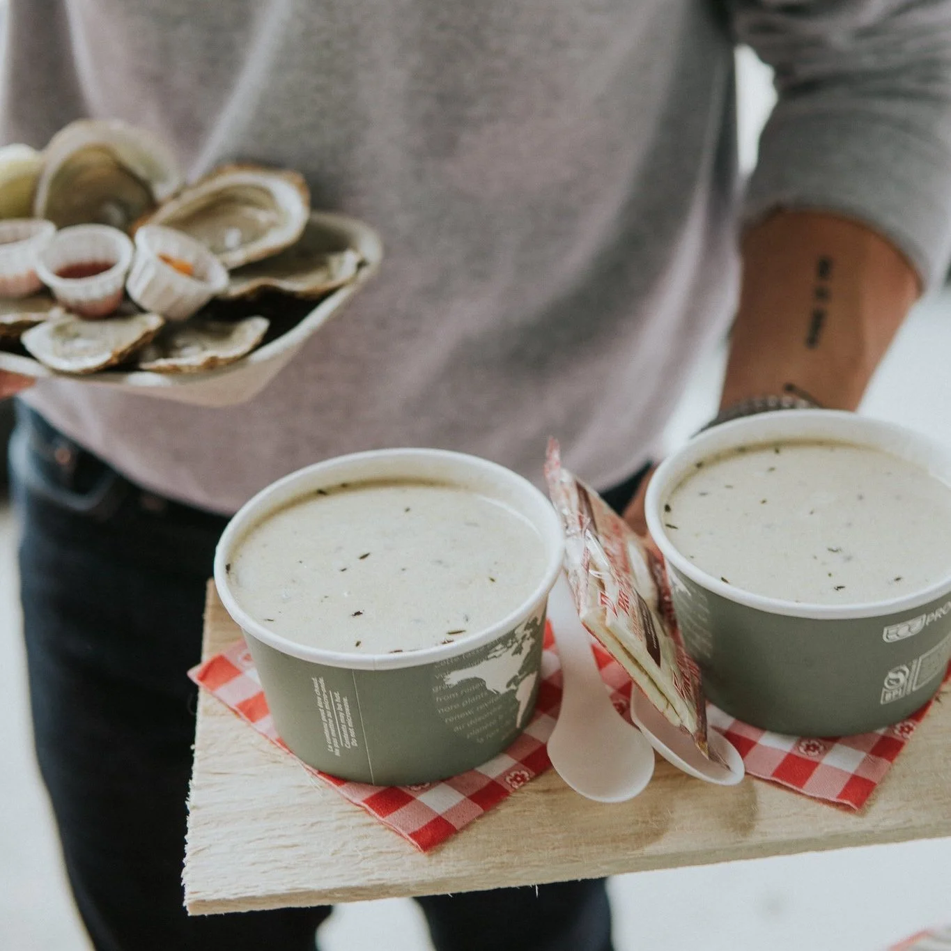 Chowder &amp; Oysters with Maisy’s Pearl 