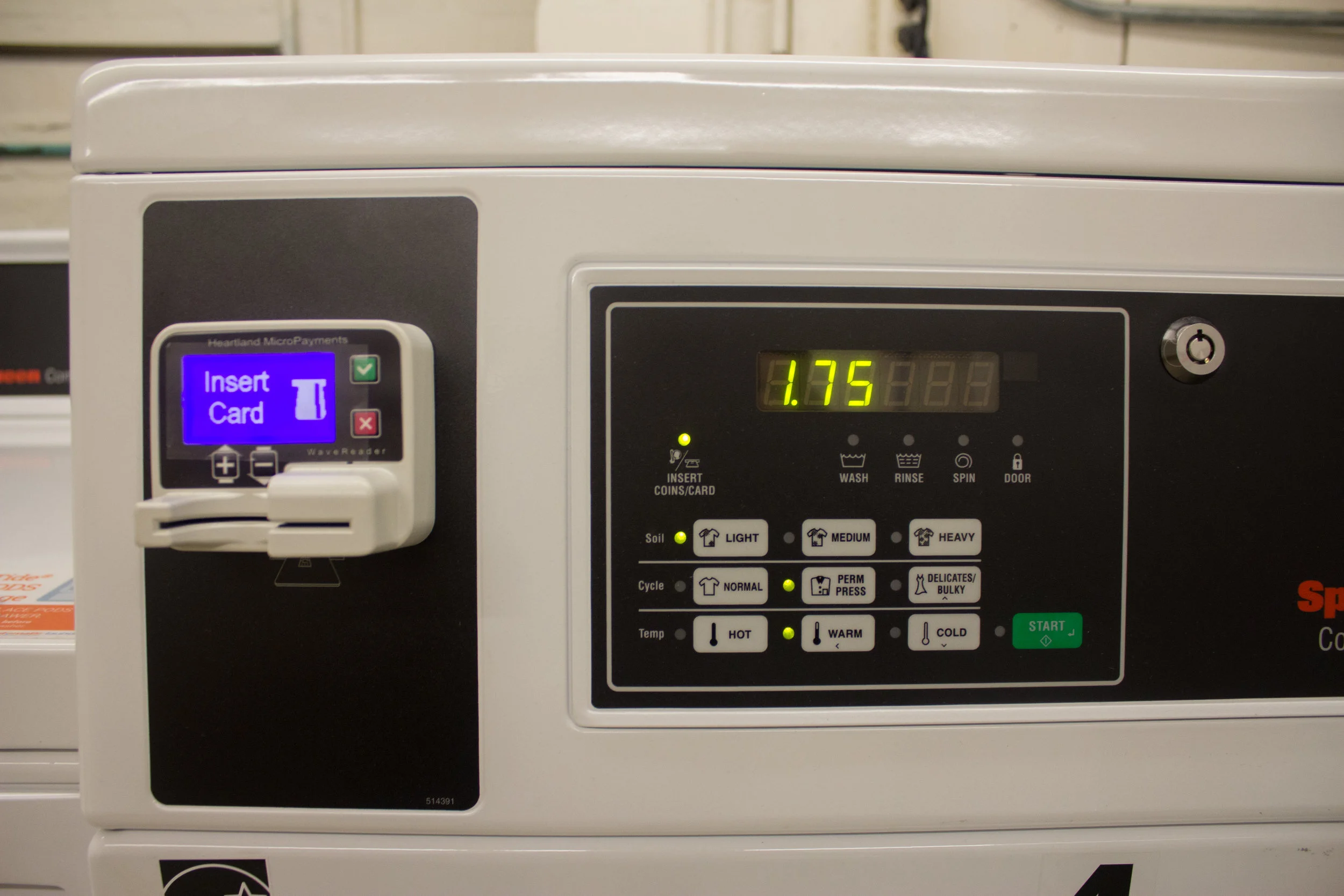 Photo by Izzy Olgaard ’18Students have been experiencing problems with the new washers and dyers since the beginning of the semester.