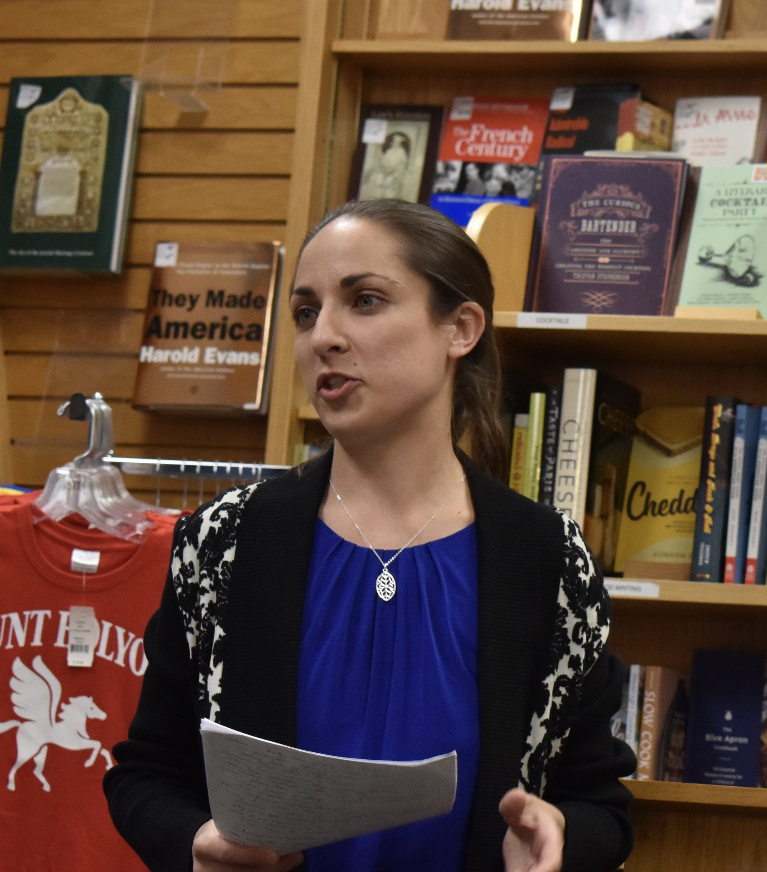 Photo by Emma Himmelberger ’20 Mount Holyoke Professor Christine DeLucia discussed her book, “Memory Lands,” and the idea of “alternate histories.”