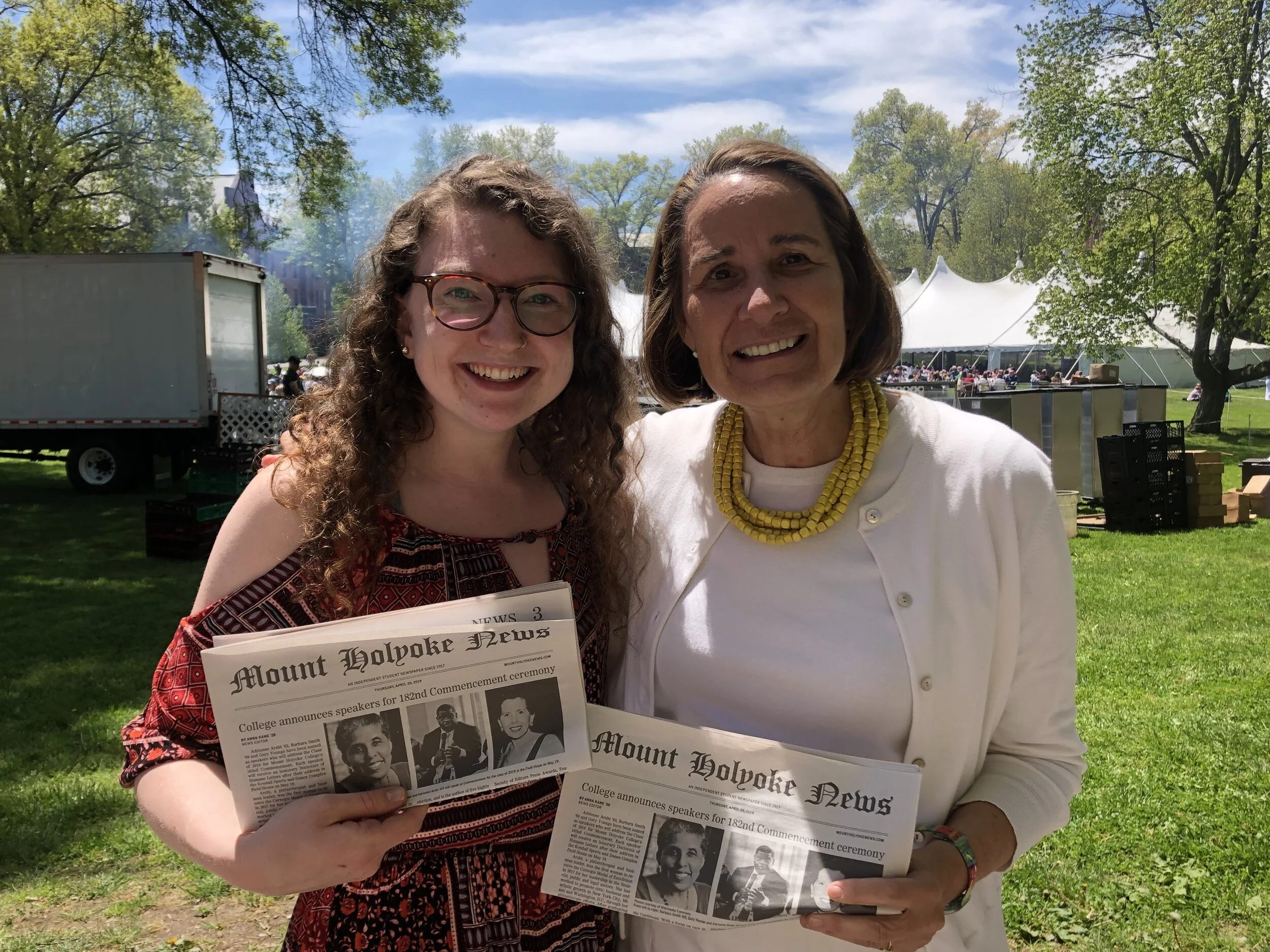 Photo courtesy of Elizabeth Taylor ’79 Caitlin Lynch ’20 with Elizabeth Taylor ’79.