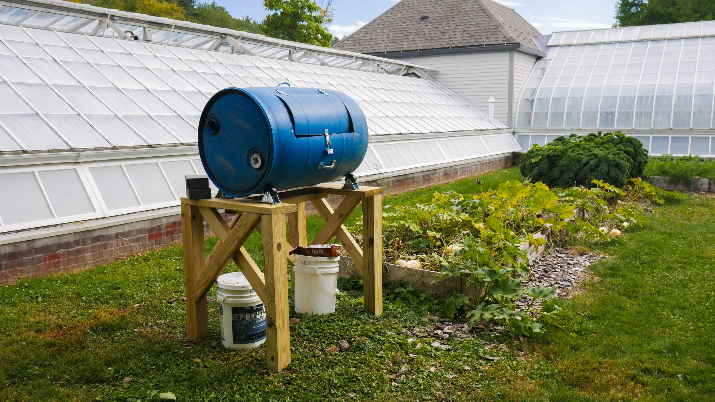 Photo by Trinity Kendrick ’21 Professor Albertine’s Environmental Entrepreneurship Campus Sustainability class installed a compost tumbler just behind Talcott Greenhouse.
