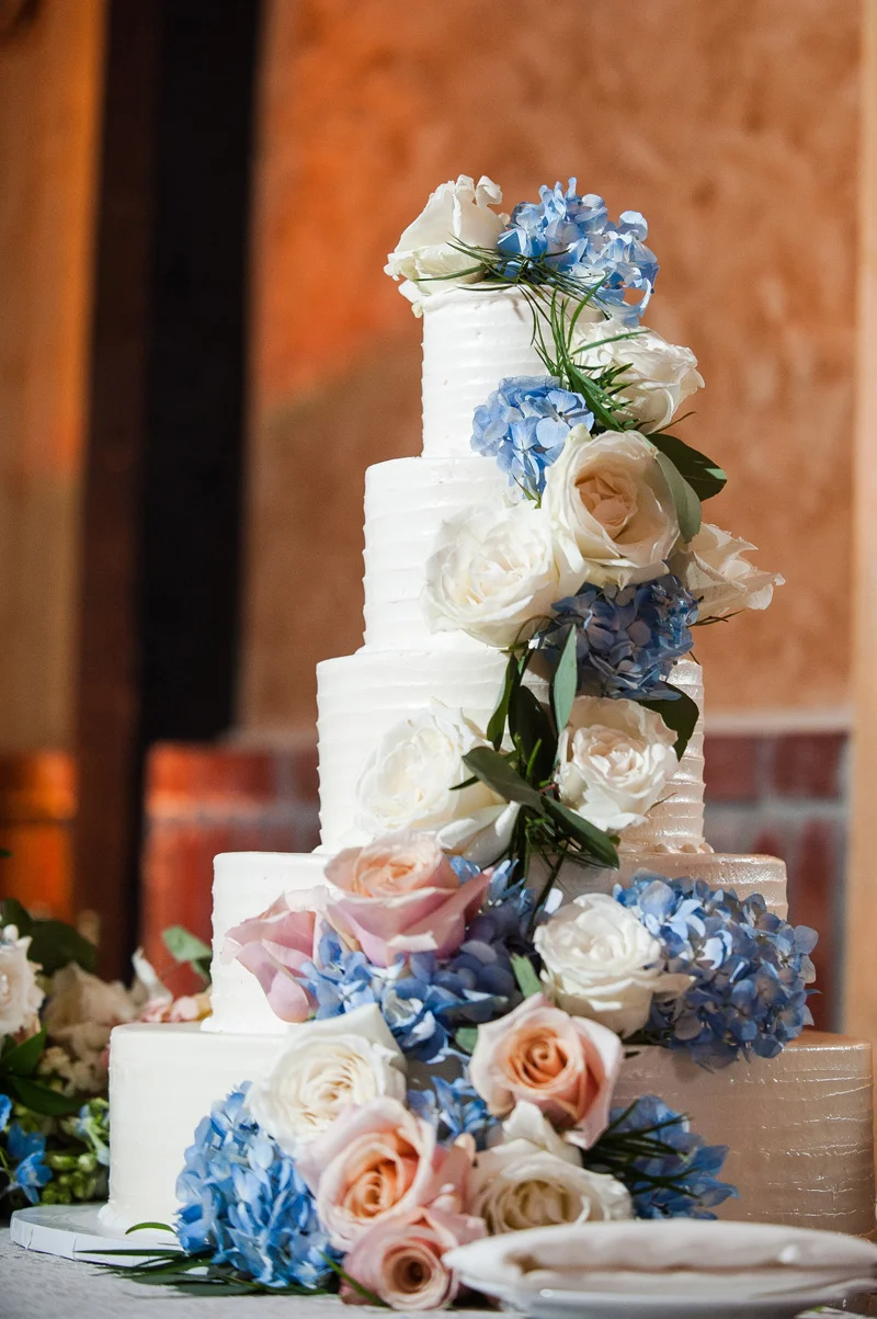 ashleynicoleevents.com | Crooked Willow Farms Weddings | Ashley Nicole Events | Kara Pearson Photography | Denver Colorado Wedding Planning and Design