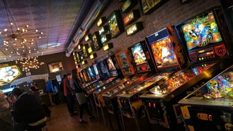 Logan Arcade (Chicago - Logan Square)