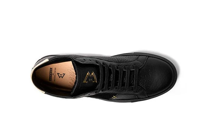 marshawn-lynch-greats-shoe-2.jpg
