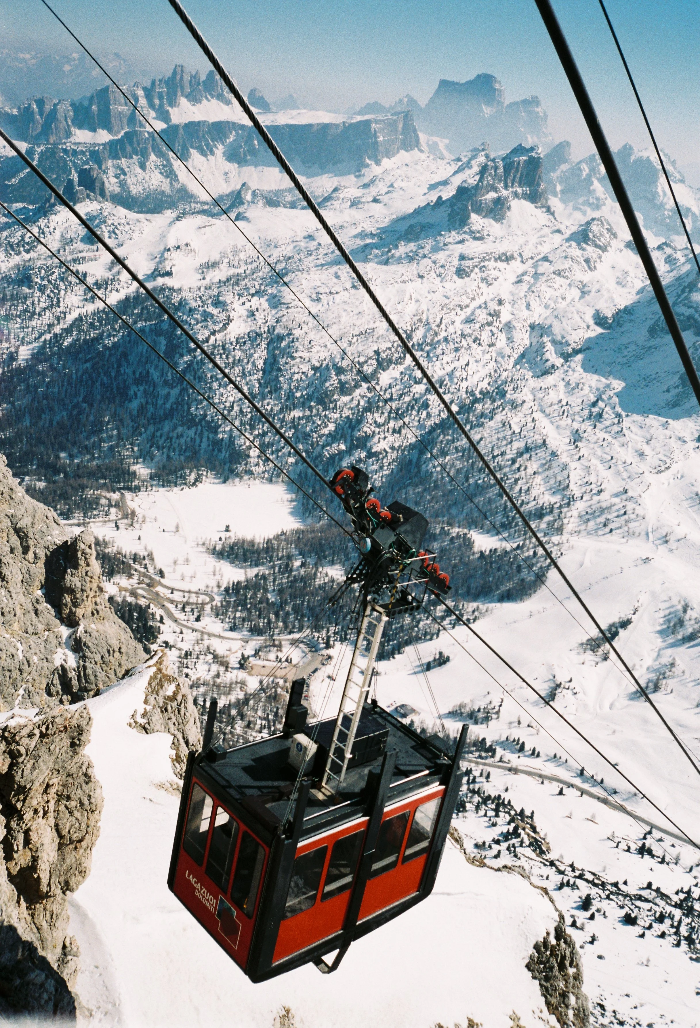 Cable Car Lagazuoi (1).JPG