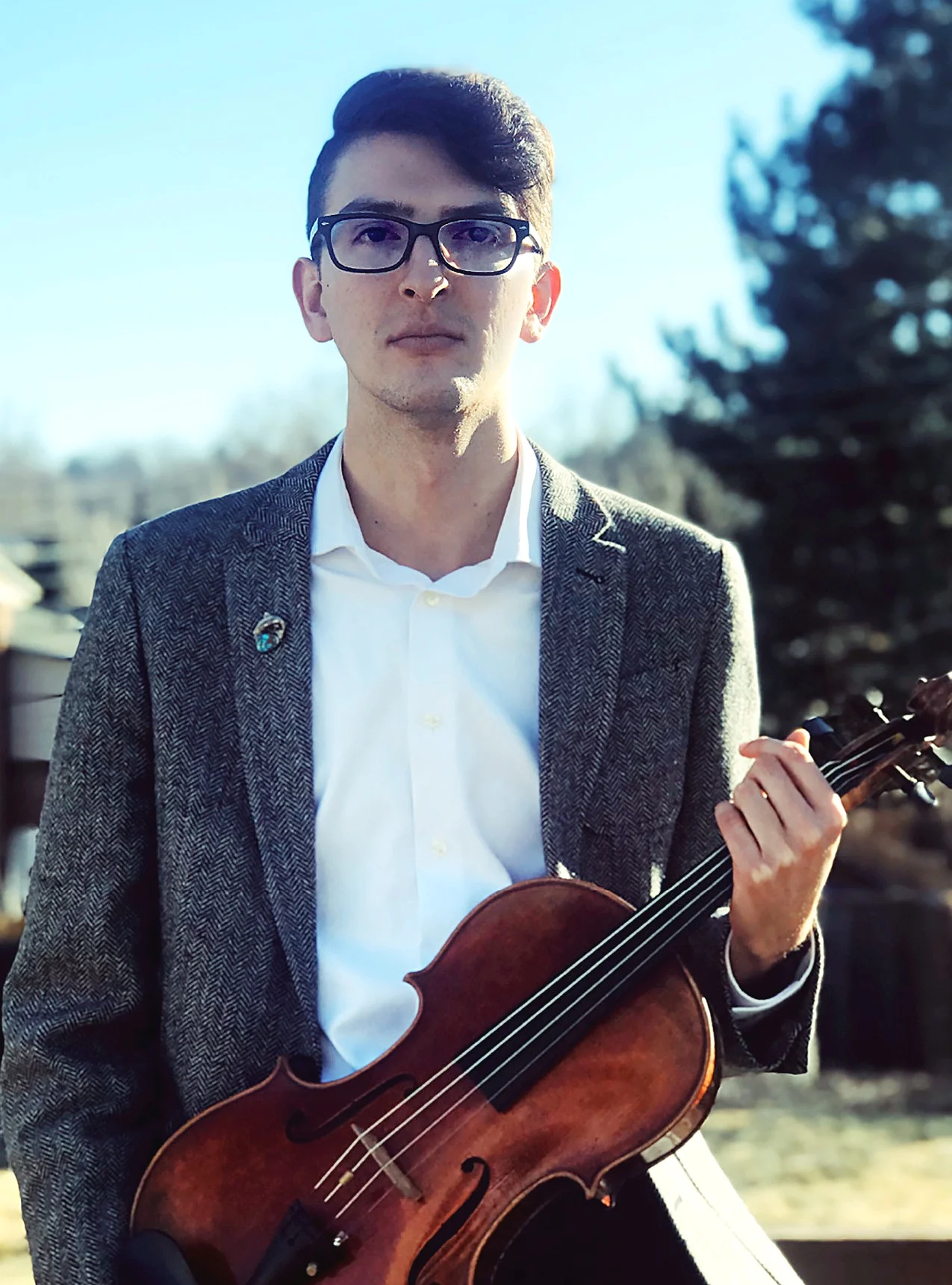 Villalobos-Alexander-viola.jpg