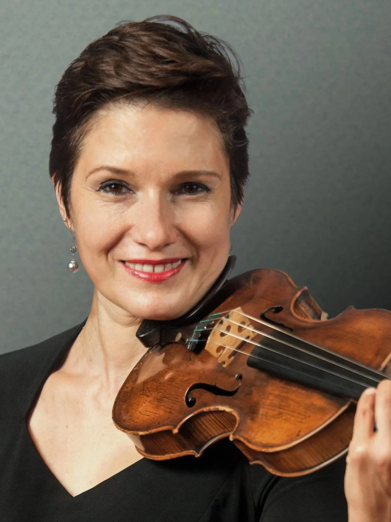 Joana Genova*
