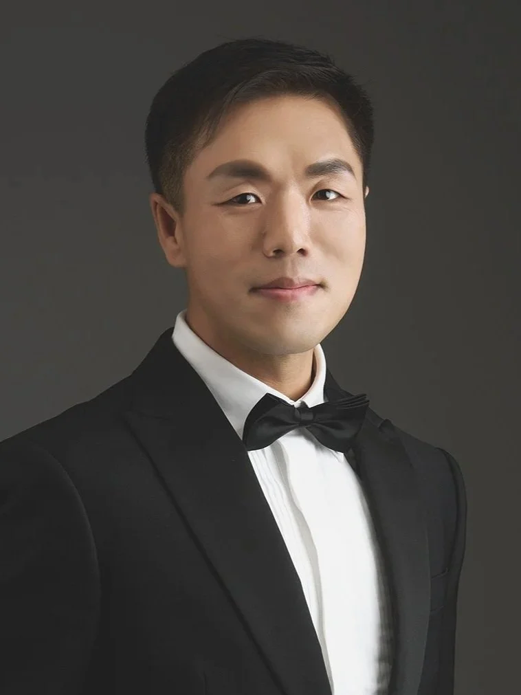 Young Woong Cho