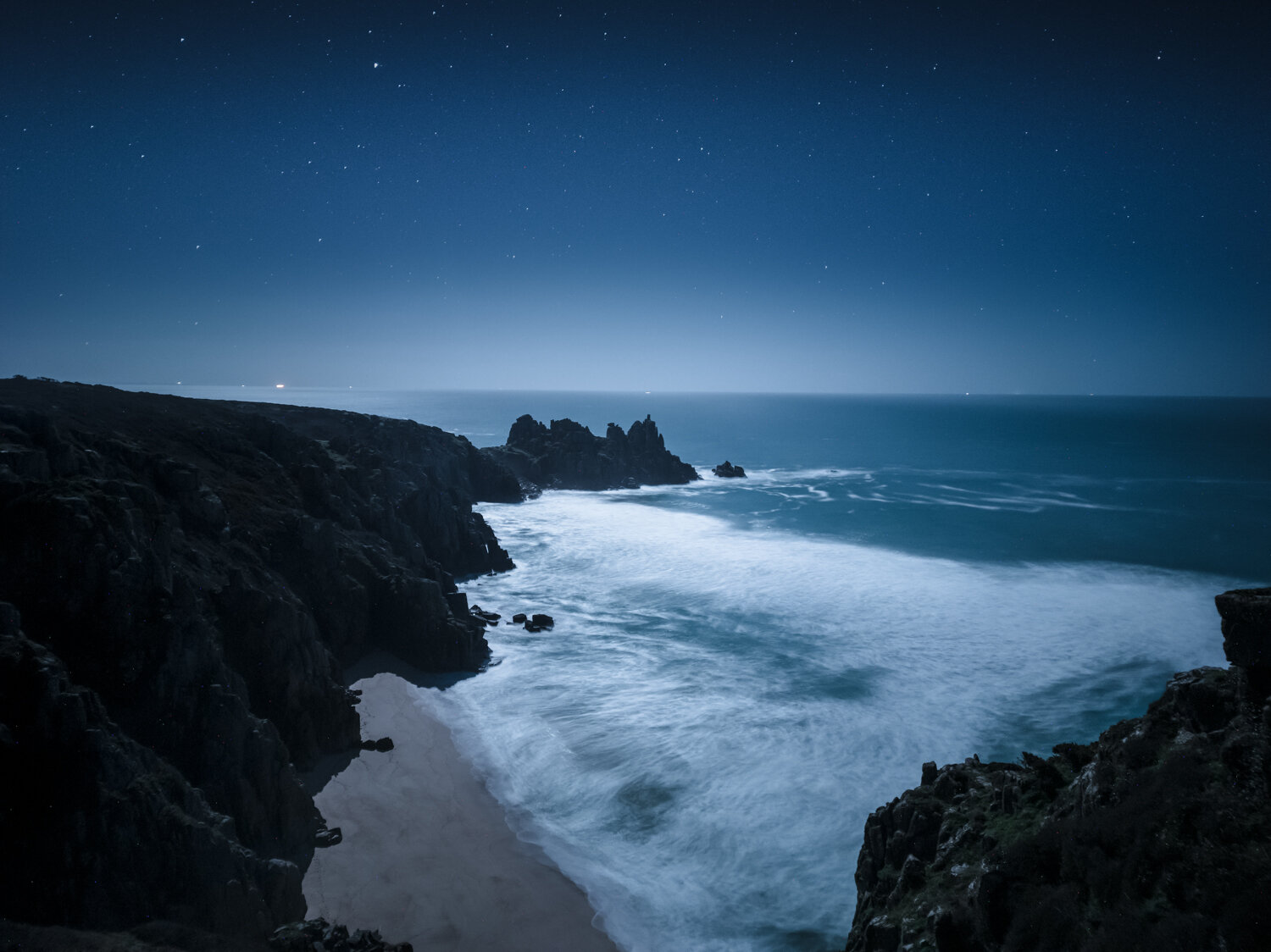 Xiaomi- Website -17.jpg
