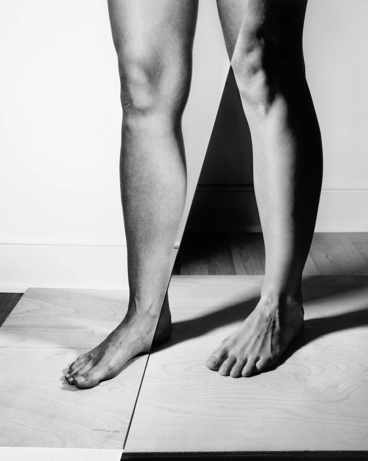 Legs in Contrapposto with birch and oak stage