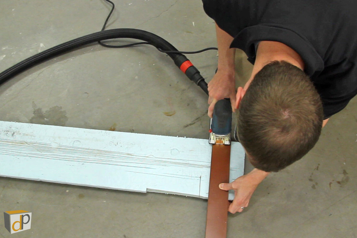 Making notch cuts with the jigsaw