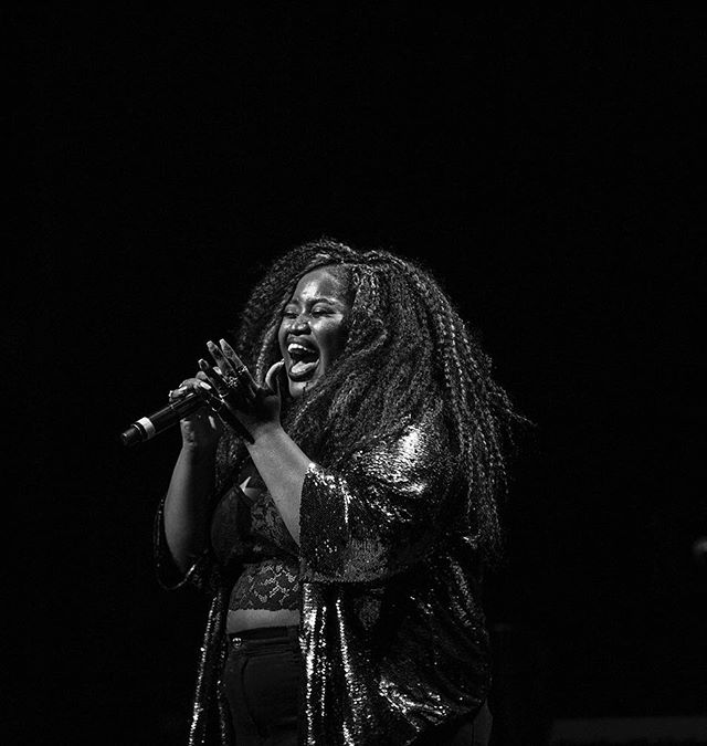 Don&rsquo;t know what I was singing but clearly I meant every single word ✨✨✨#passion
.
.
.
.
[📸 by @jeremy_lebled]
@bergenpac