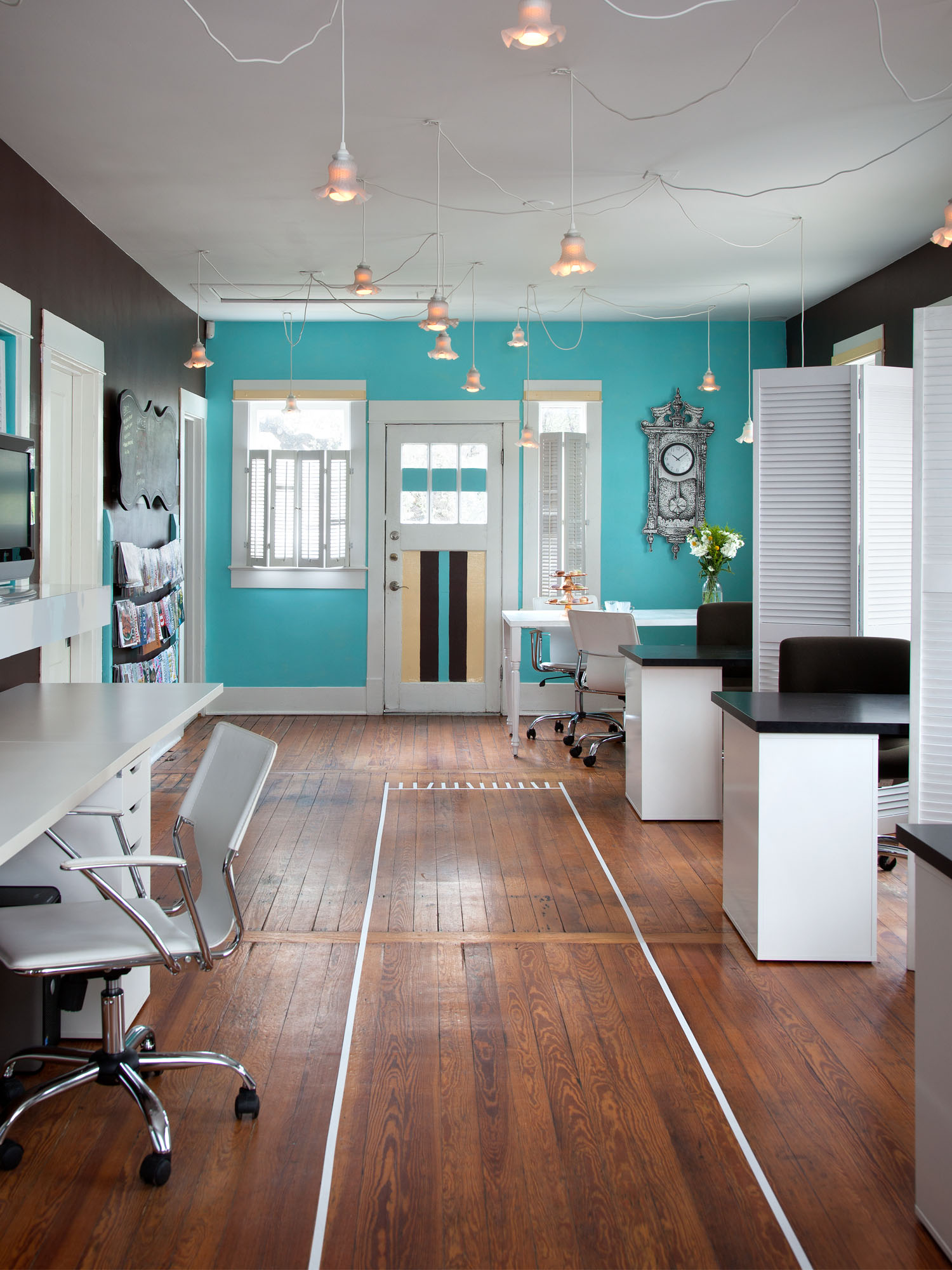 McCray & Co. - Bread & Butter PR - Interior