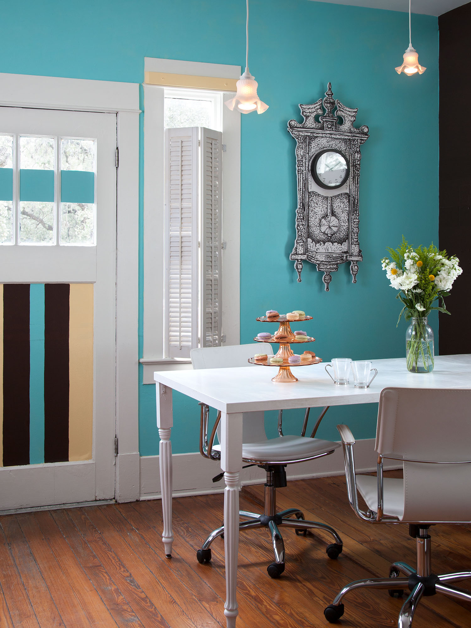 McCray & Co. - Bread & Butter PR - Interior Detail