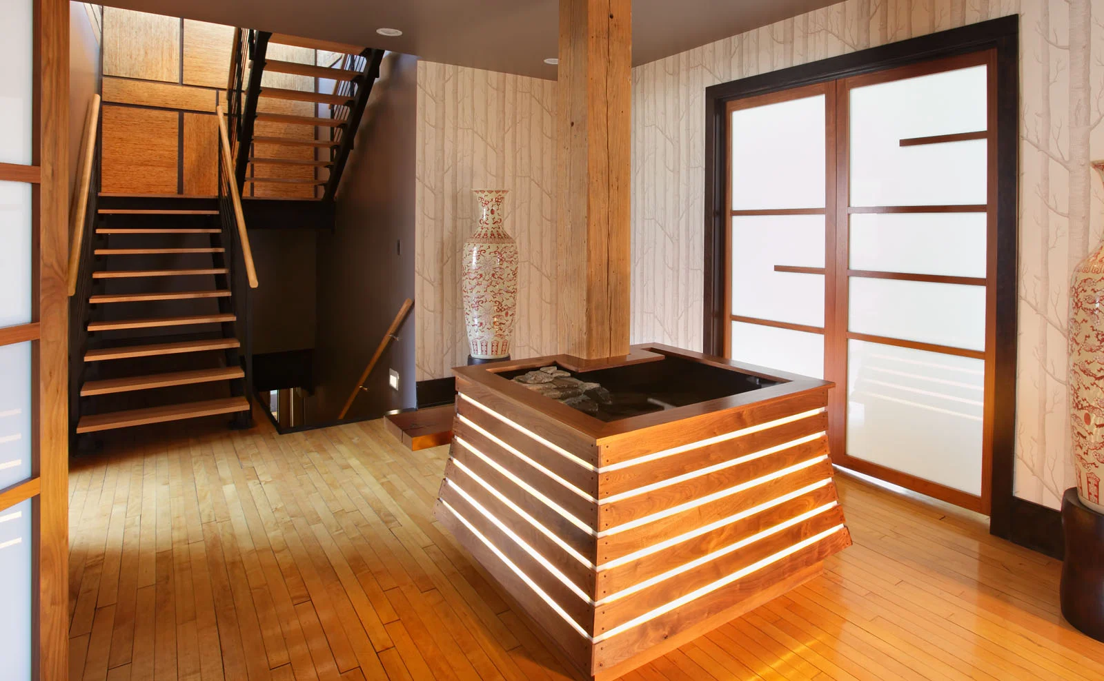 McCray & Co. - The Decatur - Entryway