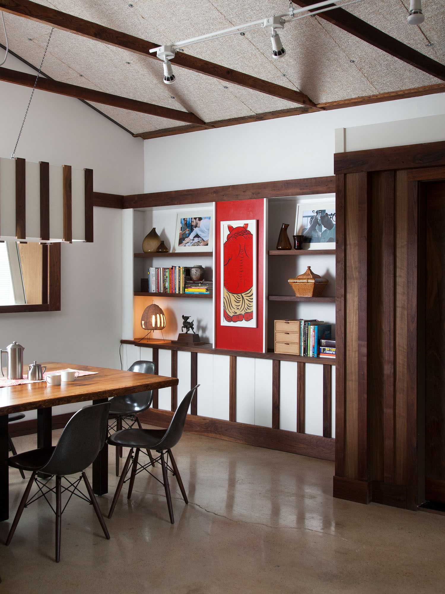 McCray & Co. - Uchi Office - Detail