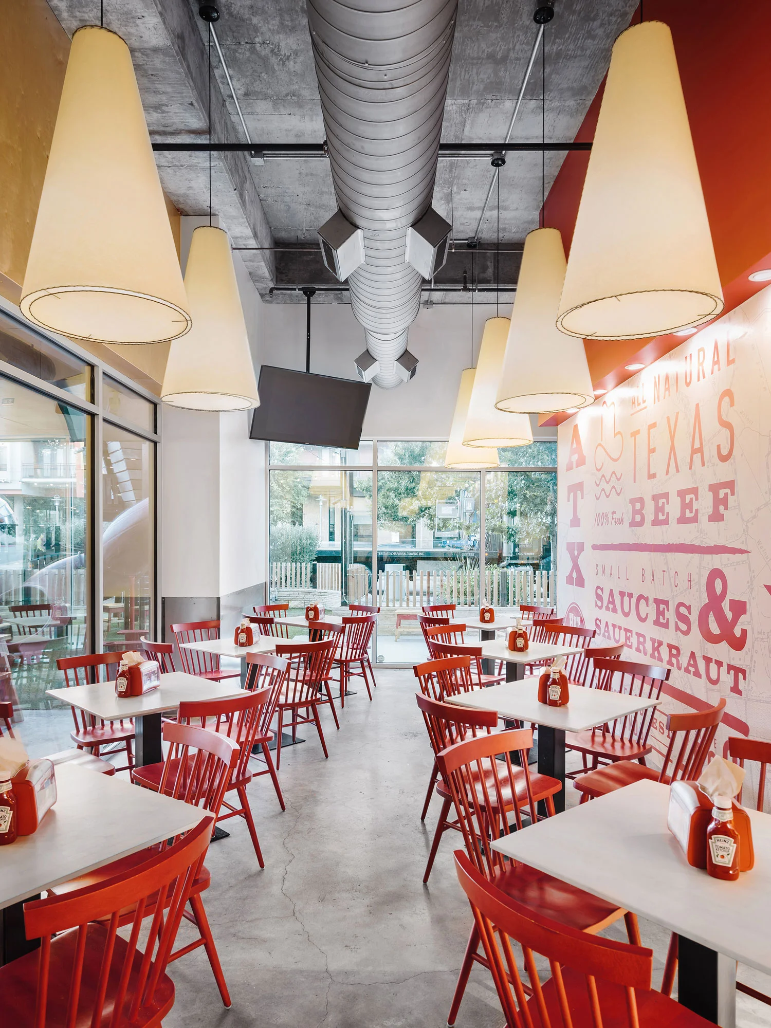 McCray&Co_Hat-Creek_Interior-2.jpg
