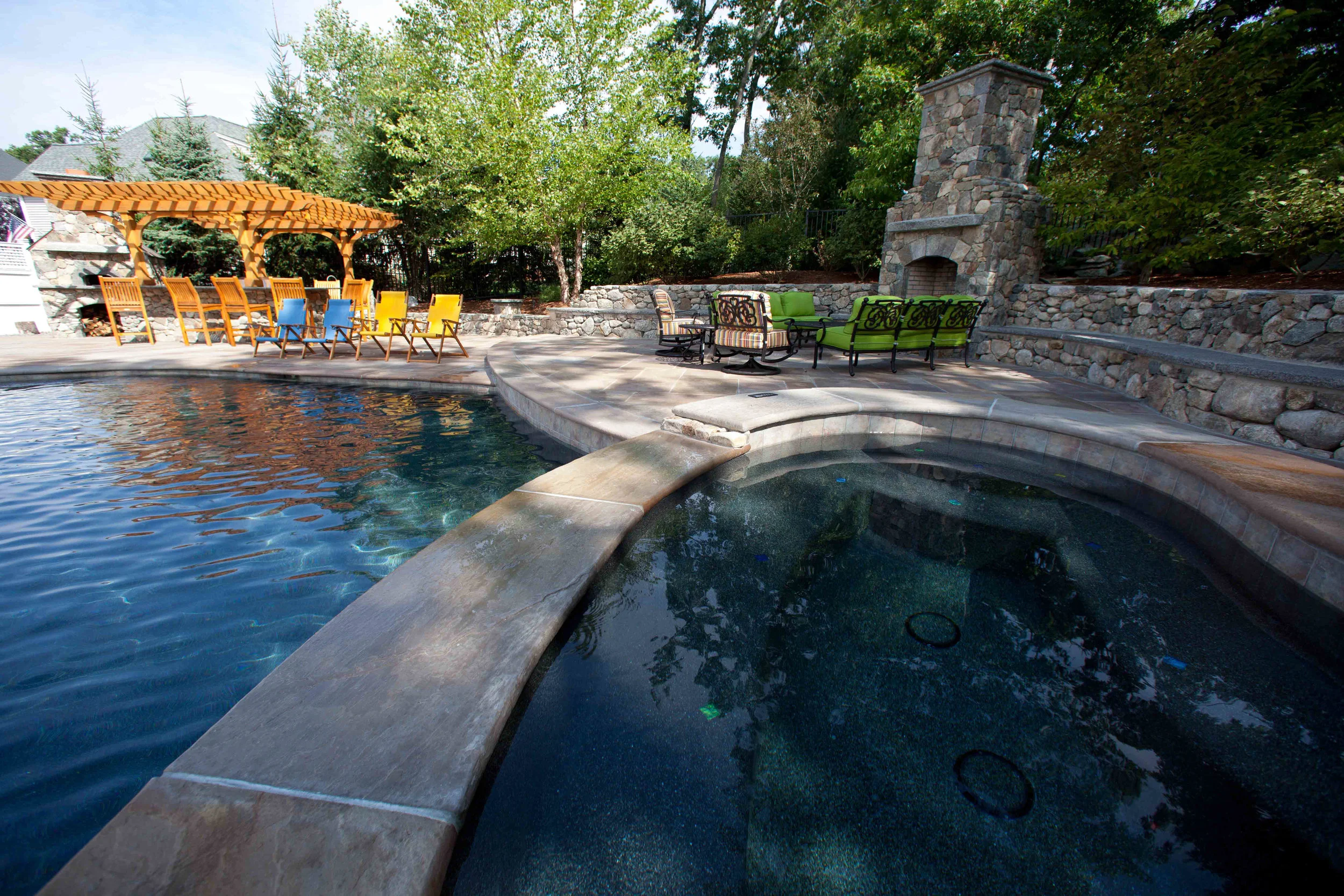 gunite-poolscape-landscape-deck-masonry (29).jpg