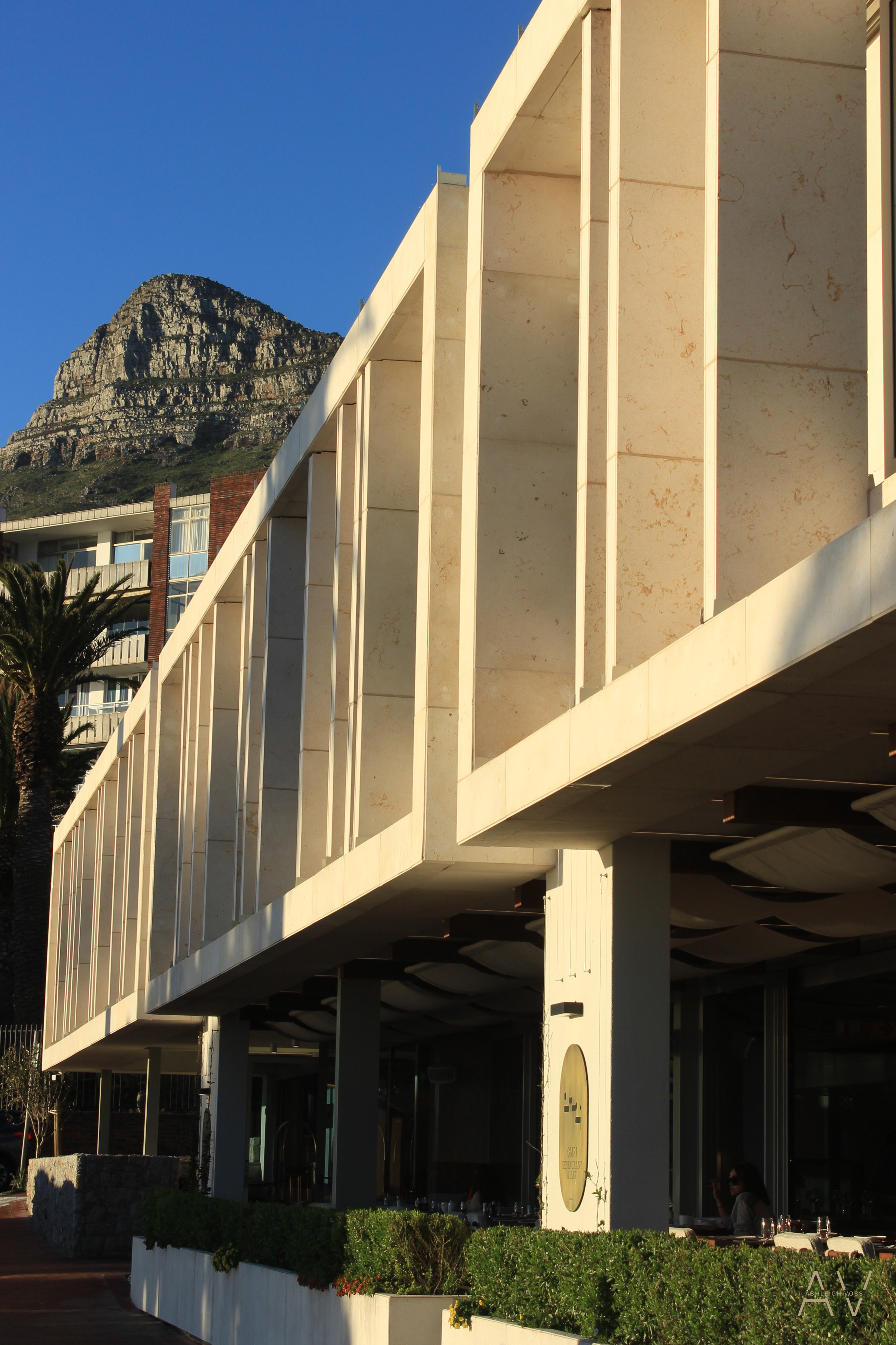  This luxury development sits boldly on the beachfront strip of the Camps Bay, with breathtaking views of both the ocean and the surrounding Cape Town mountain vista, including the well known Lion’s head, Table Mountain and the Twelve Apostles. 