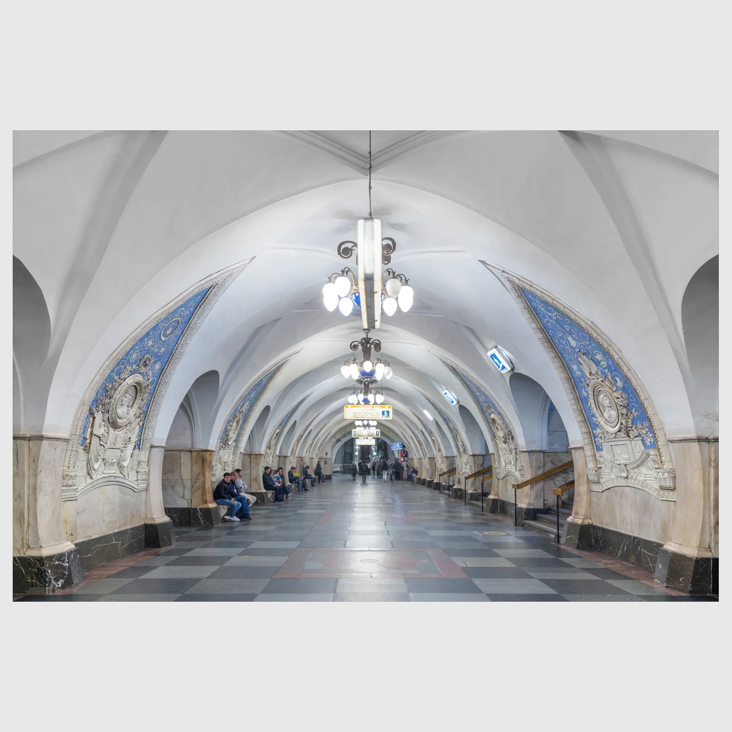 NARODIZKIY2366.jpg
