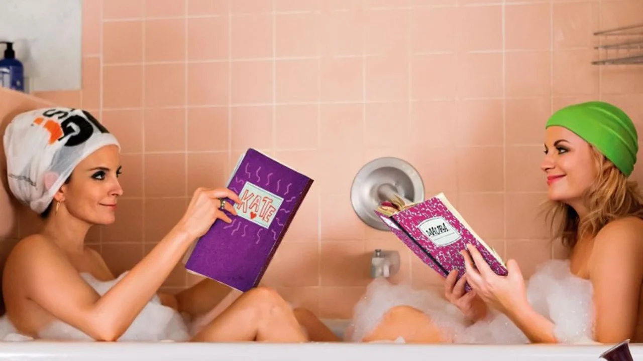 Best Friends Forever: Fey & Poehler's Baby Mama and Sisters